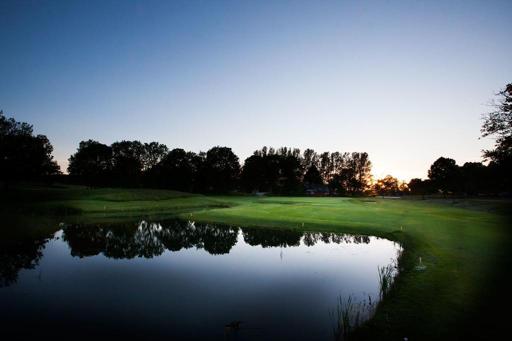Soederasens Golf Lodge Risekatslosa Exterior foto